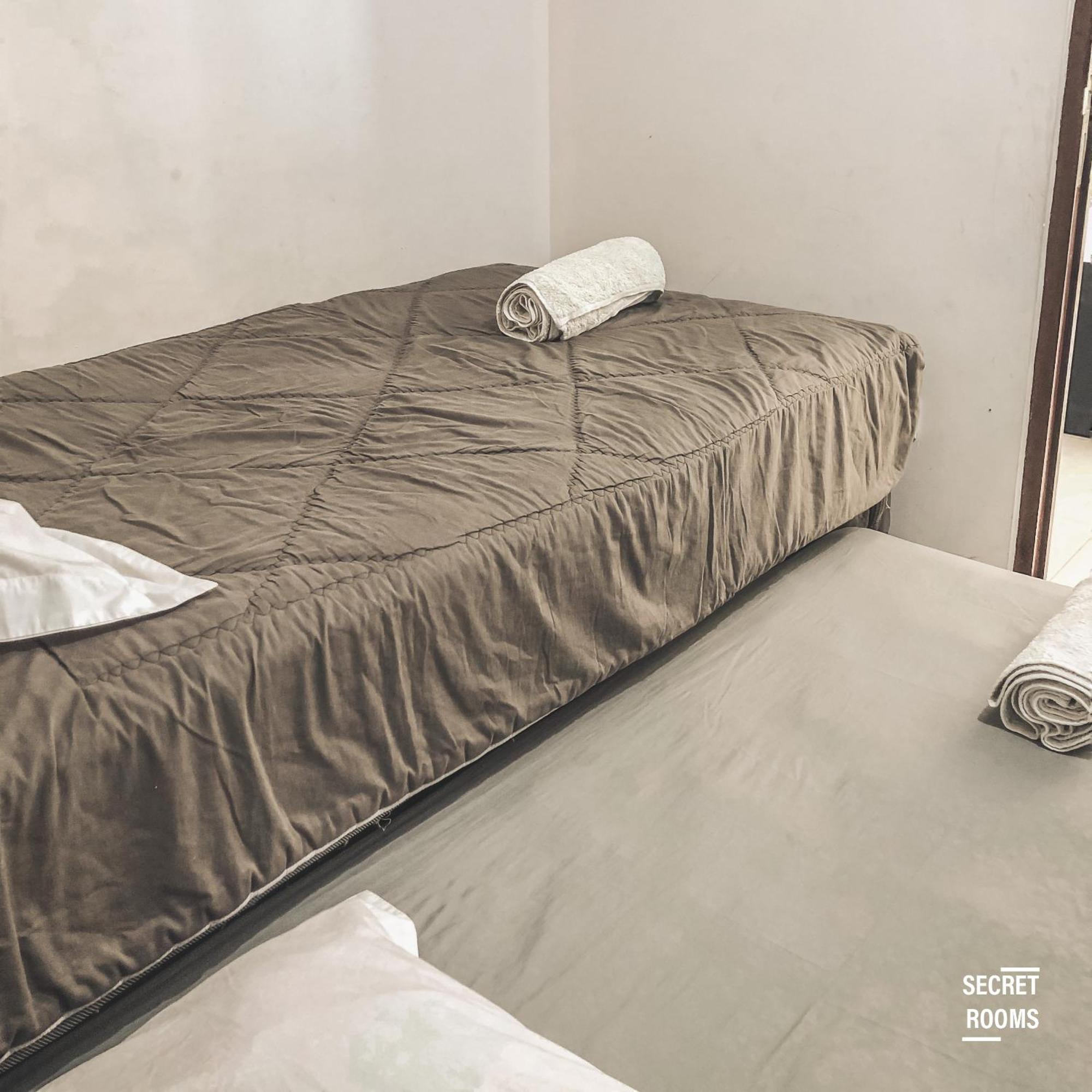 Gateway Pasteur Apartment By Secret Rooms Bandung Ruang foto